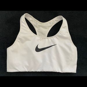 Never been worn- Nike sports bra
